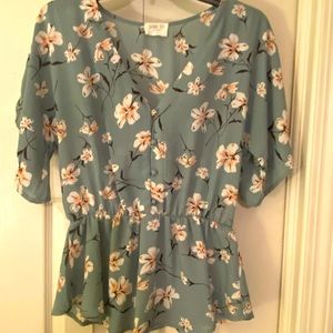 Sienna Sky multicolored woman’s top. Green floral. Large